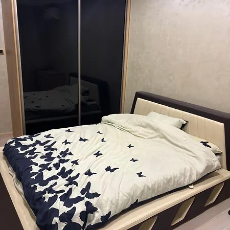 Luxurious With A Jaccuzi And 4 Bedrooms * בלגרד