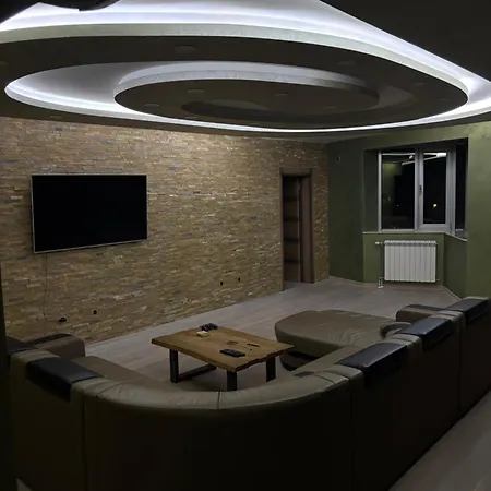 Luxurious With A Jaccuzi And 4 Bedrooms דירה בלגרד